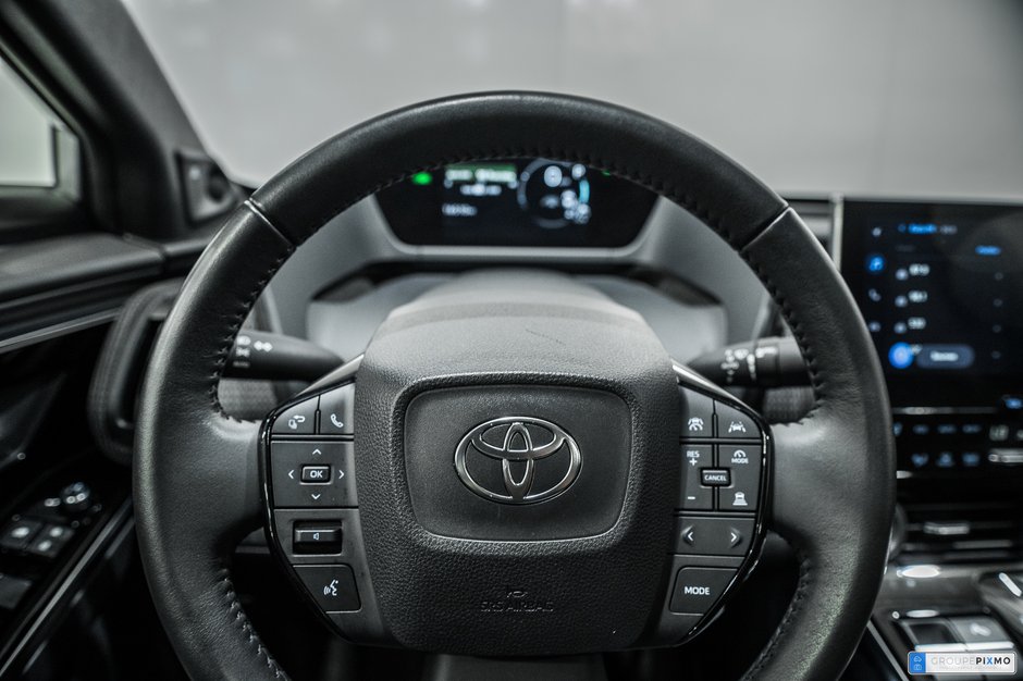 Toyota bZ4X XLE/TECH/AWD/CUIR/APPLE CARPLAY/JBL++ 2023-17