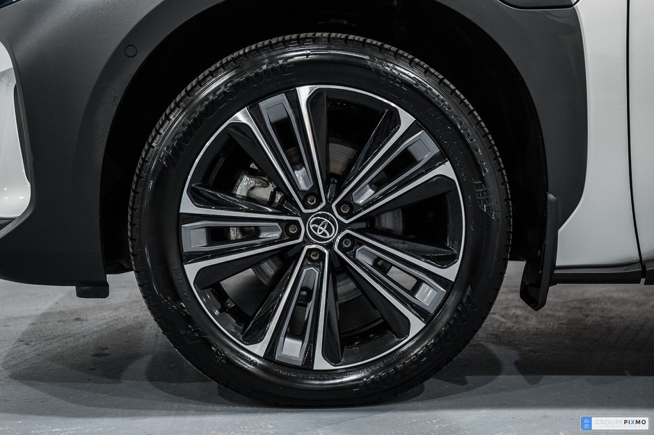 Toyota bZ4X XLE/TECH/AWD/CUIR/APPLE CARPLAY/JBL++ 2023-5