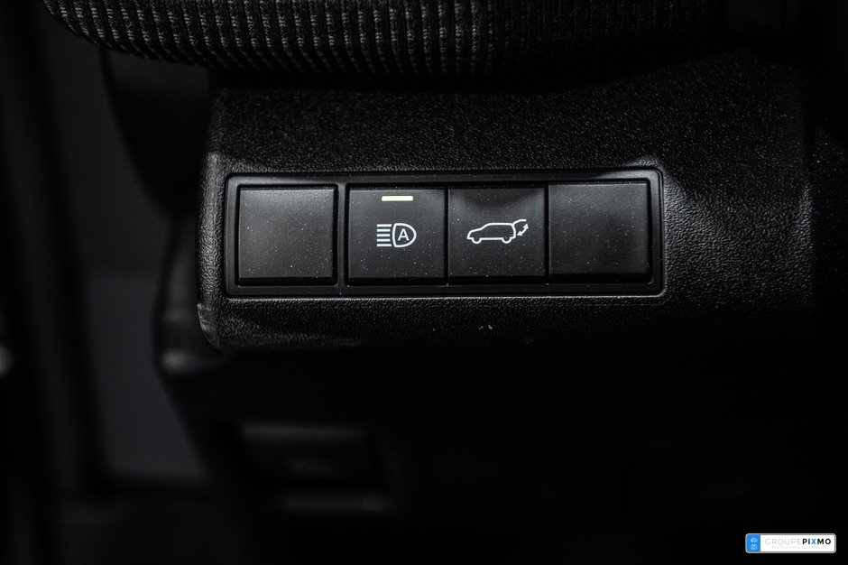 Toyota bZ4X XLE / AWD / APPLE CARPLAY / TOIT PANORAMIQUE+++ 2023-16