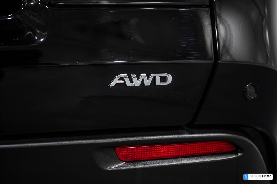 Toyota bZ4X XLE / AWD / APPLE CARPLAY / TOIT PANORAMIQUE+++ 2023-10