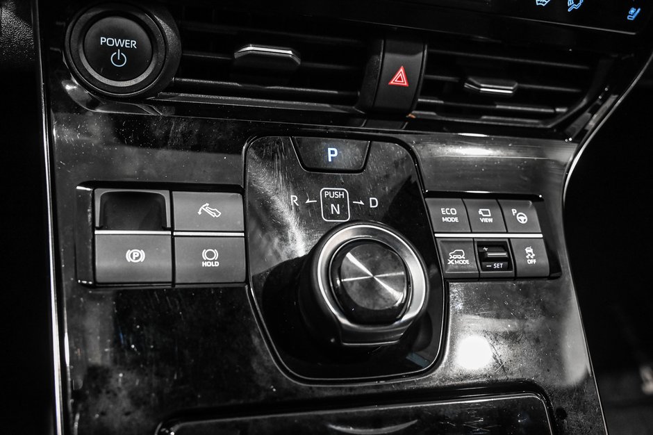 Toyota bZ4X XLE / AWD / CUIR / APPLE CARPLAY / TOIT PANO+++ 2023-16