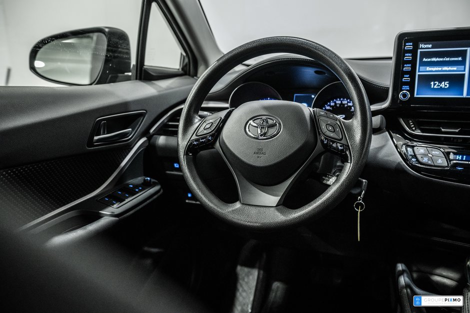 Toyota C-HR LE / APPLE CARPLAY / CAMÉRA DE RECUL / UN PROPRIO 2021-25