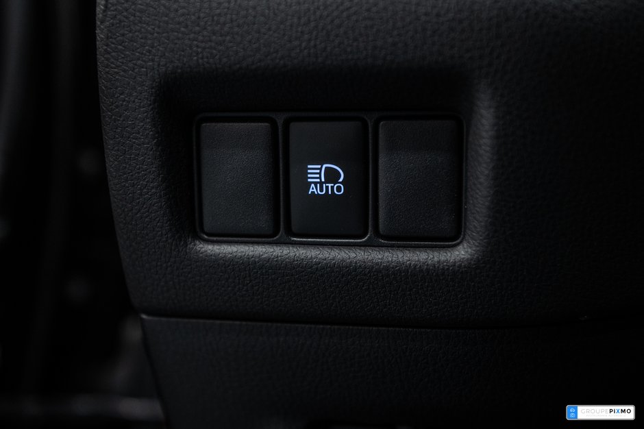 Toyota C-HR LE / APPLE CARPLAY / CAMÉRA DE RECUL / UN PROPRIO 2021-15