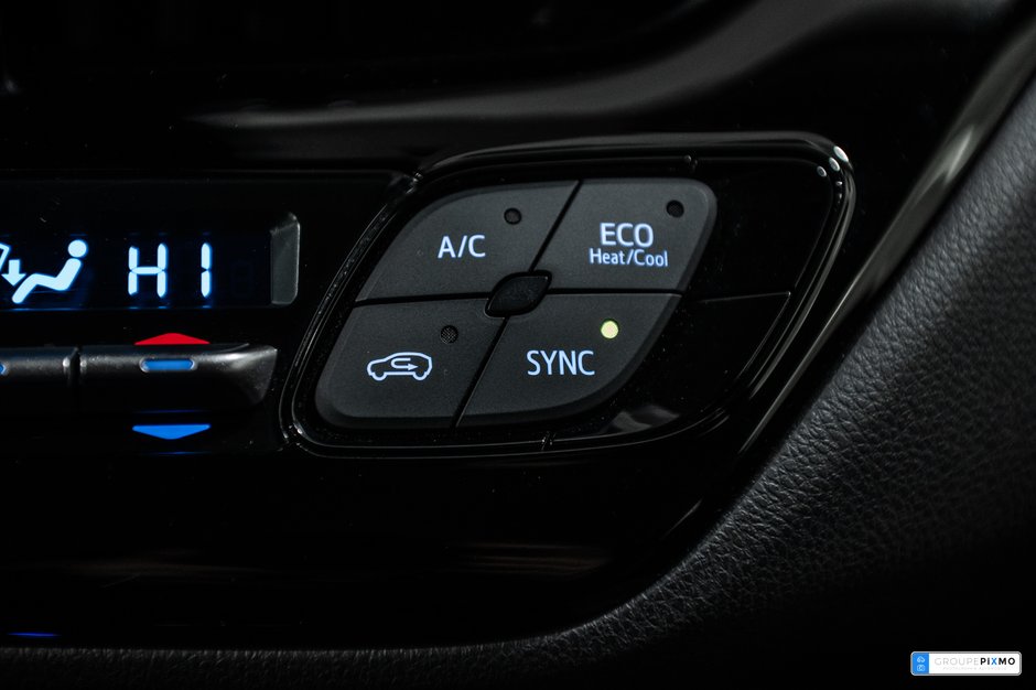 Toyota C-HR LE / APPLE CARPLAY / CAMÉRA DE RECUL / UN PROPRIO 2021-21