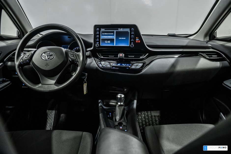 Toyota C-HR LE / APPLE CARPLAY / CAMÉRA DE RECUL / UN PROPRIO 2021-24