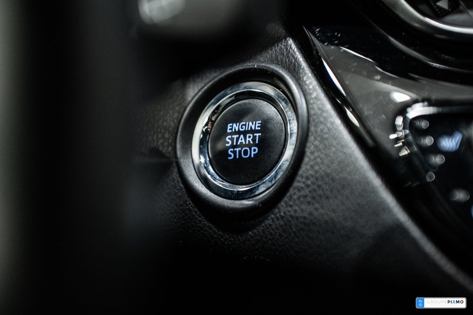 Toyota C-HR XLE / PREMIUM / APPLE CARPLAY / CAMÉRA DE RECUL++ 2021-20