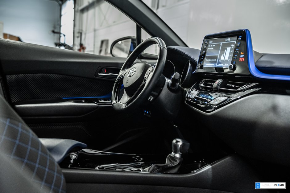 Toyota C-HR XLE / PREMIUM / APPLE CARPLAY / CAMÉRA DE RECUL++ 2021-31