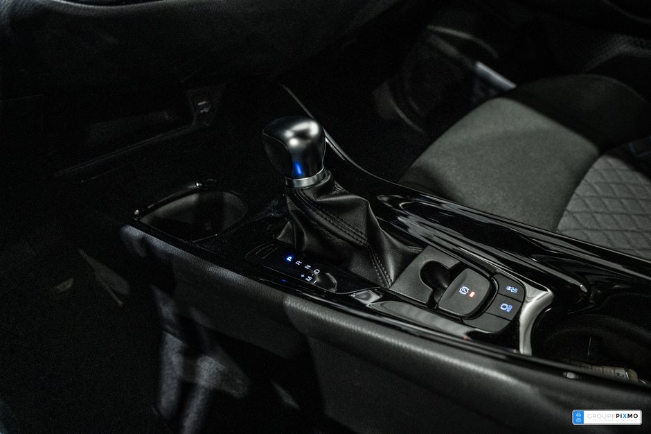 Toyota C-HR XLE / PREMIUM / APPLE CARPLAY / CAMÉRA DE RECUL++ 2021-25