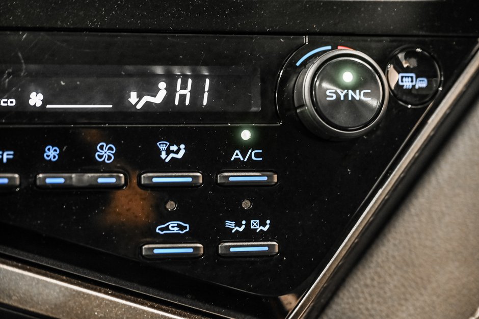 Toyota Camry Hybrid 2022 / SE / HYBRIDE / NIGHTSHADE+++ 2022-19