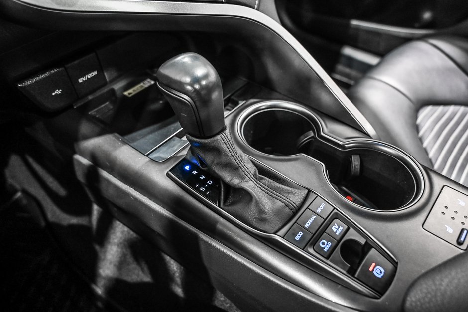 Toyota Camry Hybrid 2022 / SE / HYBRIDE / NIGHTSHADE+++ 2022-14