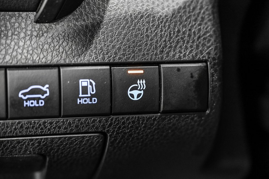 Toyota Camry Hybrid 2022 / SE / HYBRIDE / NIGHTSHADE+++ 2022-11