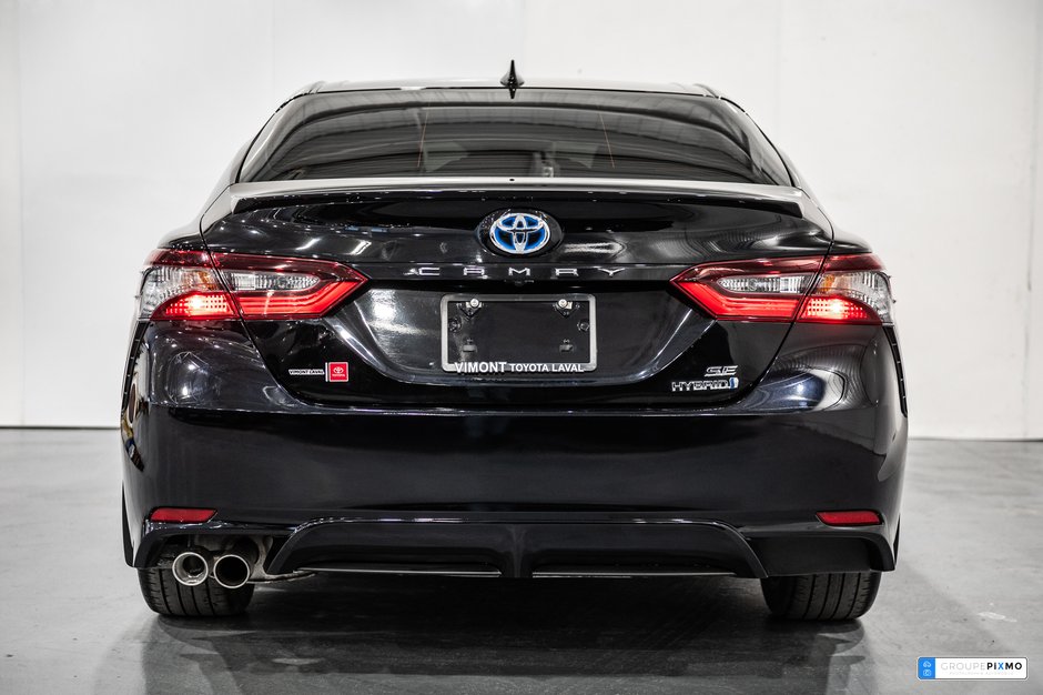 Toyota Camry Hybrid SE / HYBRIDE / CUIR / APPLE CARPLAY / TOIT OUVRANT 2023-8