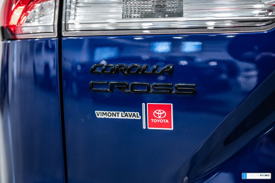 Toyota Corolla Cross Hybrid SE / AWD / HYBRIDE / APPLE CARPLAY / TOIT OUVRANT 2024-9