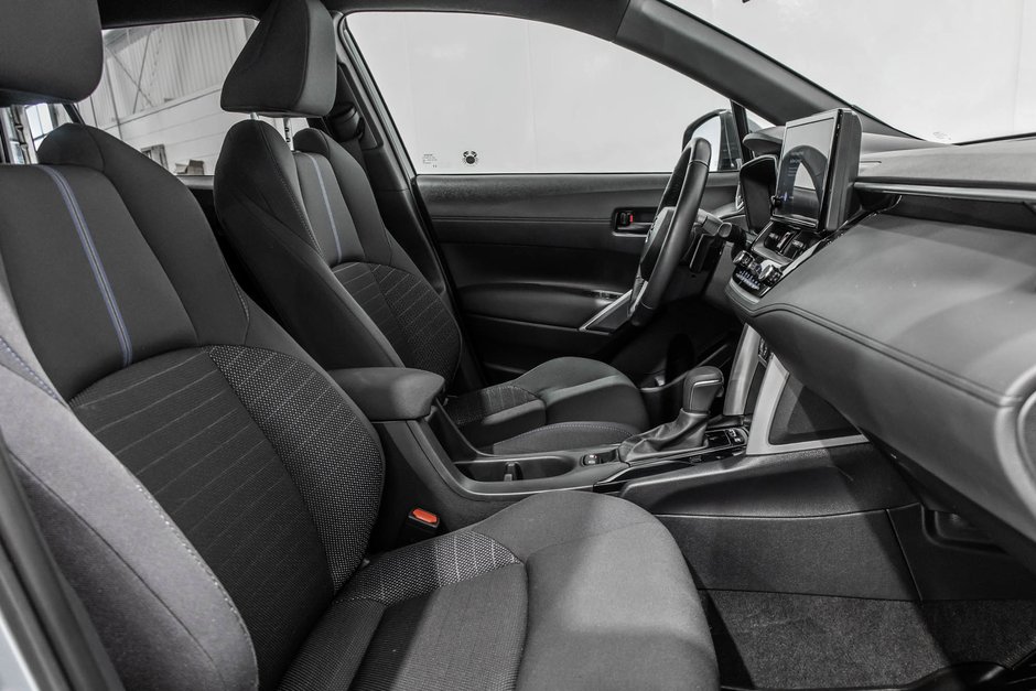 2024 Toyota Corolla Cross Hybrid SE / HYBRIDE / AWD / APPLE CARPLAY / CAMÉRA ++++-34