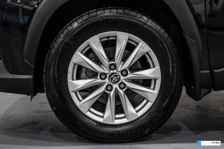 Toyota Corolla Cross LE / FWD / APPLE CARPLAY / SIÈGES CHAUFFANTS +++ 2022-5