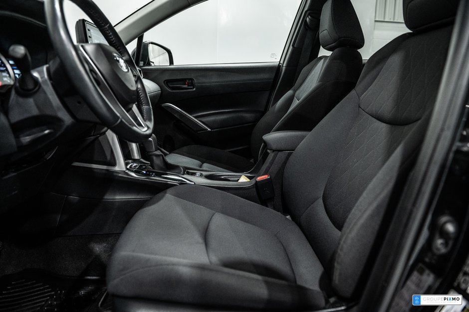 Toyota Corolla Cross LE / FWD / APPLE CARPLAY / SIÈGES CHAUFFANTS +++ 2022-13
