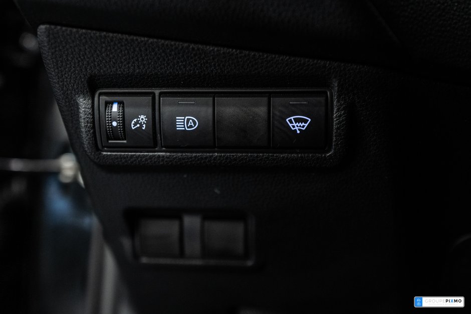 Toyota Corolla Cross LE / FWD / APPLE CARPLAY / SIÈGES CHAUFFANTS +++ 2022-15