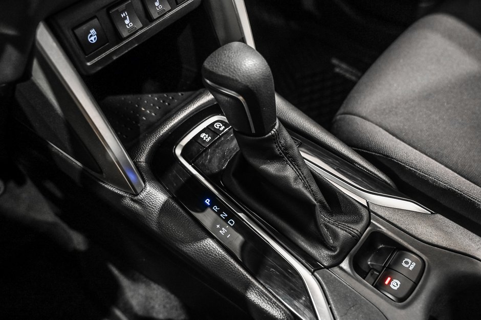 2023 Toyota Corolla Cross LE+FWD+SIÈGES CHAUFFANTS+CAMÉRA+++-13