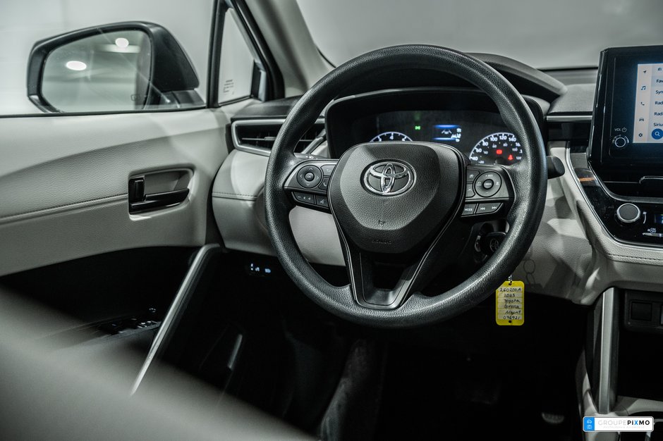Toyota Corolla Cross L / AWD / APPLE CARPLAY / CAMÉRA DE RECUL++ 2023-26