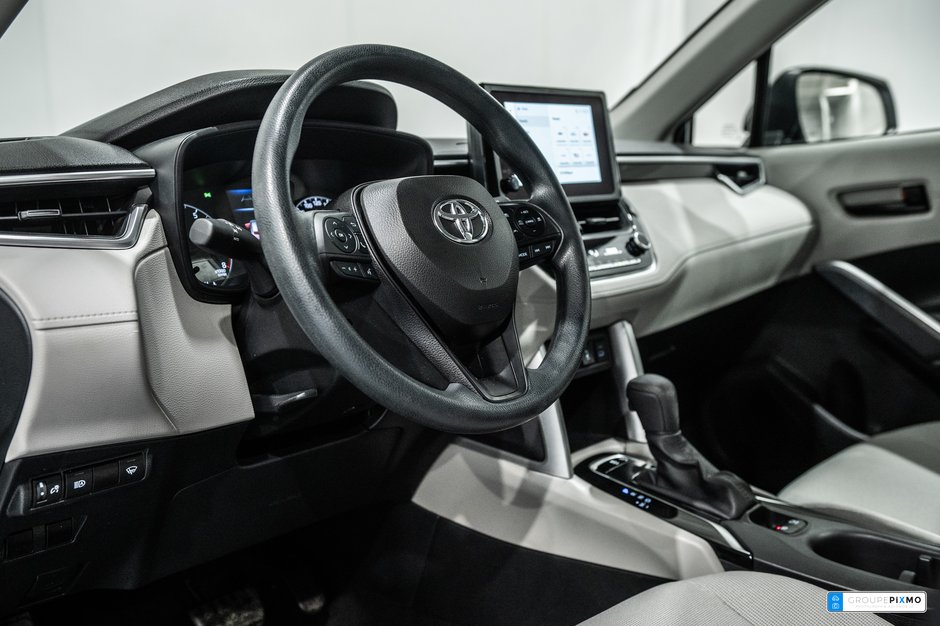 Toyota Corolla Cross L / AWD / APPLE CARPLAY / CAMÉRA DE RECUL++ 2023-14