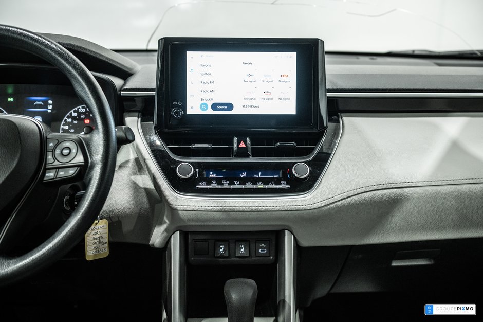 2023 Toyota Corolla Cross L / FWD / APPLE CARPLAY / CAMÉRA DE RECUL+++-27