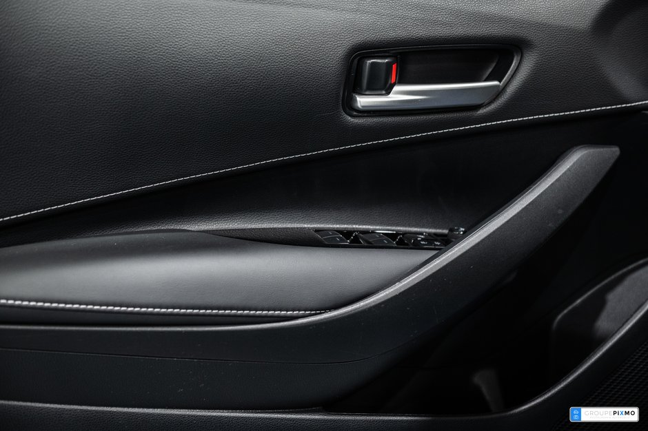 Toyota Corolla Hatchback SE PLUS / APPLE CARPLAY / SIÈGES CHAUFFANTS +++ 2023-12