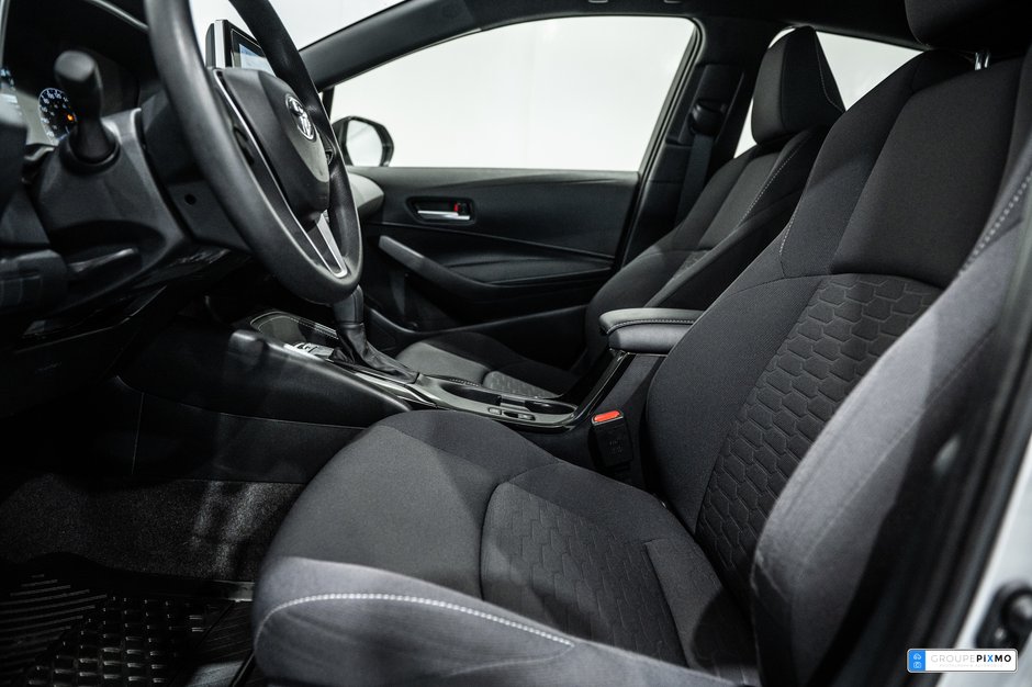 Toyota Corolla Hatchback SE / HATCHBACK / APPLE CARPLAY / CAMÉRA DE RECUL++ 2023-13