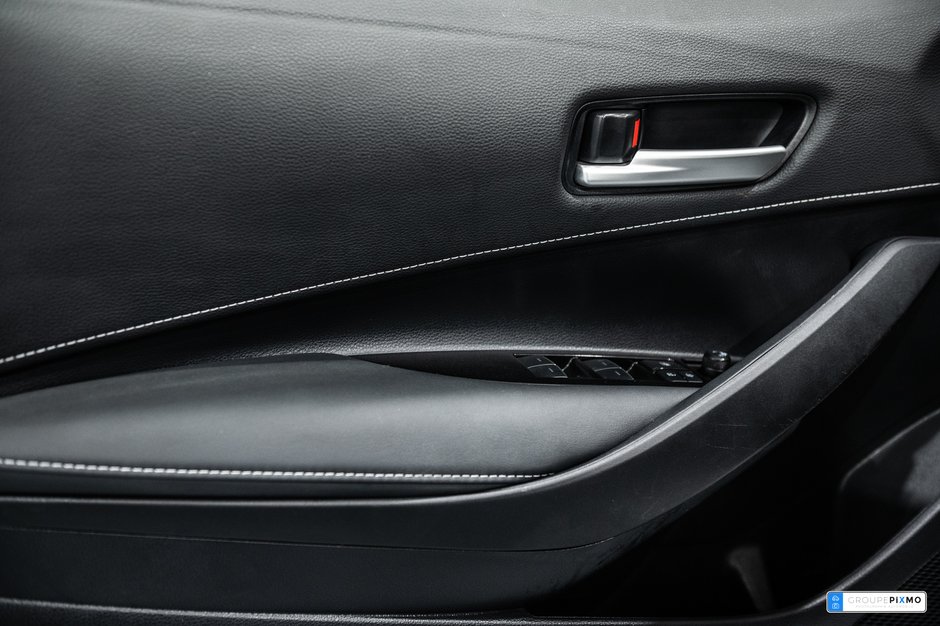 Toyota Corolla Hatchback SE / HATCHBACK / APPLE CARPLAY / CAMÉRA DE RECUL++ 2023-12