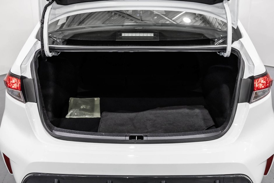 2023 Toyota Corolla Hybrid SE / AMÉLIORÉ / HYBRIDE / APPLE CARPLAY / TOIT +++-12