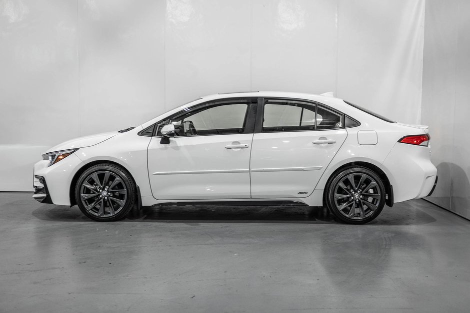 2023 Toyota Corolla Hybrid SE / AMÉLIORÉ / HYBRIDE / APPLE CARPLAY / TOIT +++-6