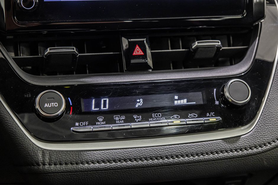 2025 Toyota Corolla Hybrid SE / AWD / HYBRIDE / APPLE CARPLAY / TOIT OUVRANT-23