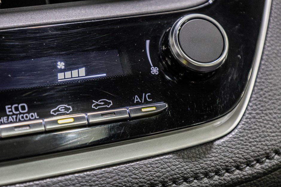 2025 Toyota Corolla Hybrid SE / AWD / HYBRIDE / APPLE CARPLAY / TOIT OUVRANT-24