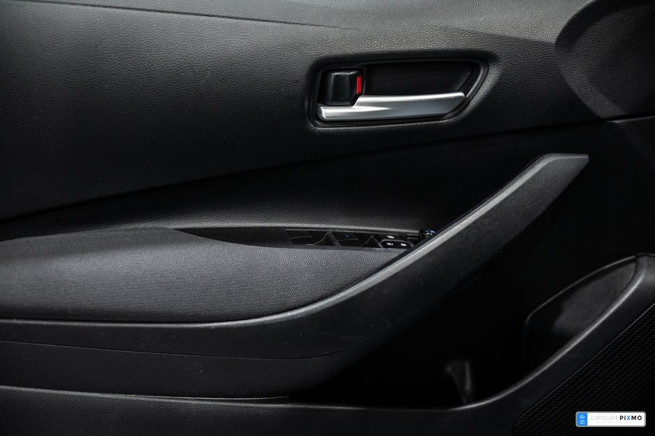 Toyota Corolla LE / AMÉLOIRÉ / TOIT OUVRANT / APPLE CARPLAY++ 2020-12
