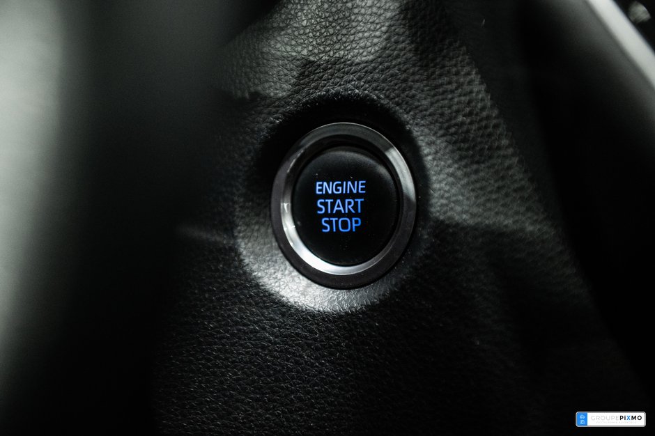 Toyota Corolla LE / AMÉLOIRÉ / TOIT OUVRANT / APPLE CARPLAY++ 2020-19