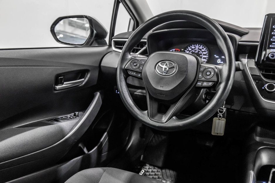 Toyota Corolla L / APPLE CARPLAY / CAMÉRA DE RECUL ++ 2021-25