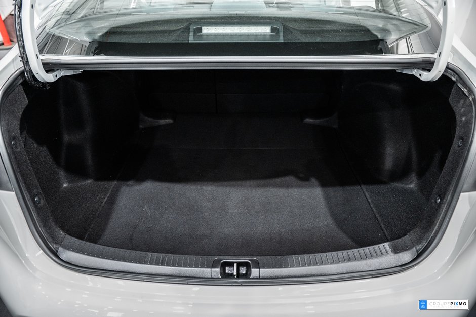 Toyota Corolla L / APPLE CARPLAY / CAMÉRA DE RECUL ++ 2021-10