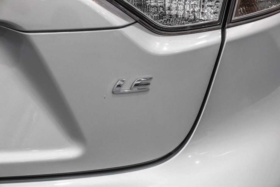 2021 Toyota Corolla LE / APPLE CARPLAY / SIÈGES CHAUFFANTS / CAMÉRA ++-10