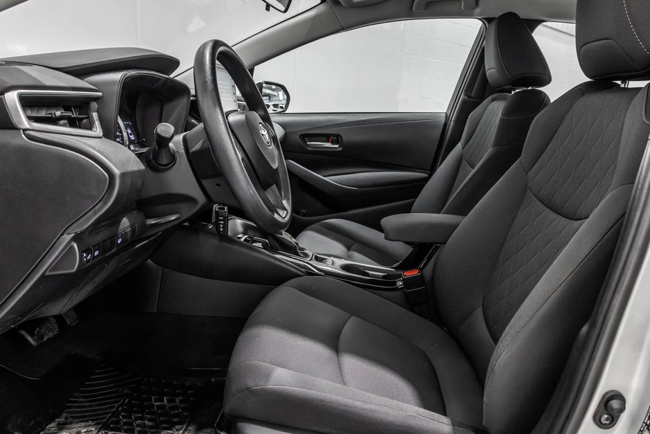 2021 Toyota Corolla LE / APPLE CARPLAY / SIÈGES CHAUFFANTS / CAMÉRA ++-13
