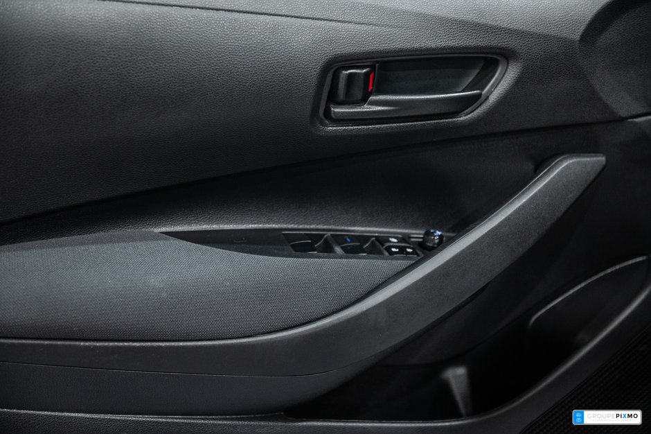 2022 Toyota Corolla LE / AMÉLOIRÉ / TOIT OUVRANT / APPLE CARPLAY++-12