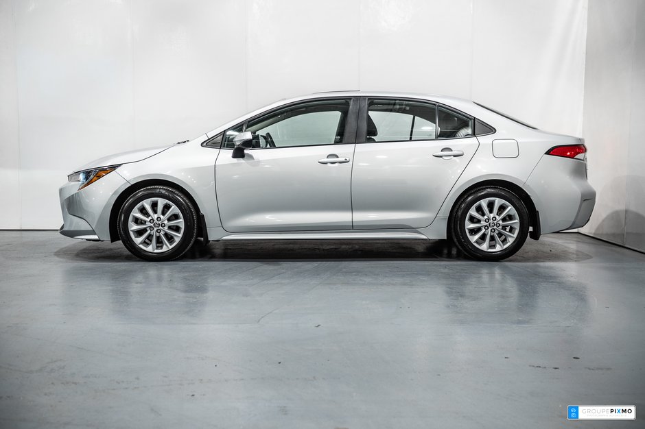 2022 Toyota Corolla LE / AMÉLOIRÉ / TOIT OUVRANT / APPLE CARPLAY++-6