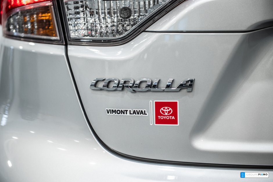 2022 Toyota Corolla LE / AMÉLOIRÉ / TOIT OUVRANT / APPLE CARPLAY++-9