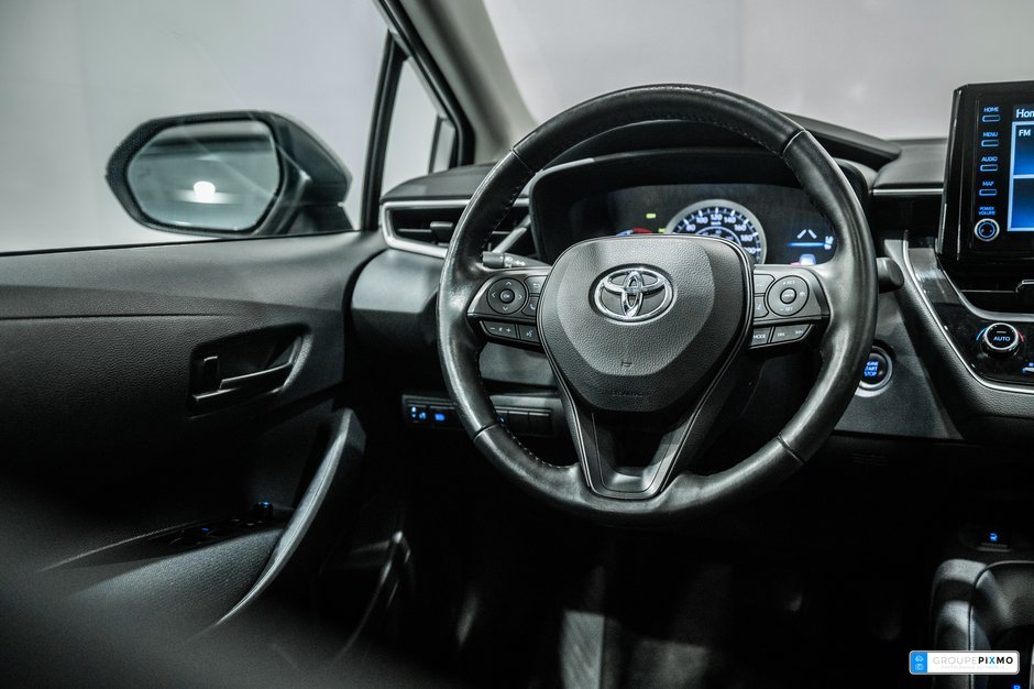 2022 Toyota Corolla LE / AMÉLOIRÉ / TOIT OUVRANT / APPLE CARPLAY++-27