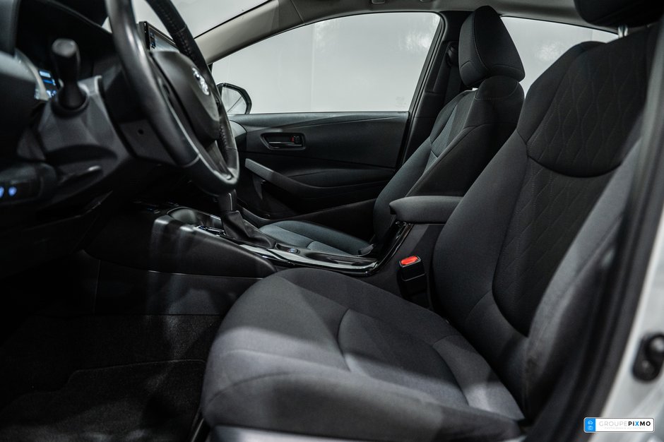 2022 Toyota Corolla LE / AMÉLOIRÉ / TOIT OUVRANT / APPLE CARPLAY++-13