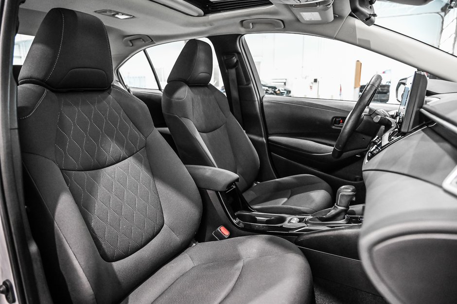 2022 Toyota Corolla LE / AMÉLOIRÉ / TOIT OUVRANT / APPLE CARPLAY++-24