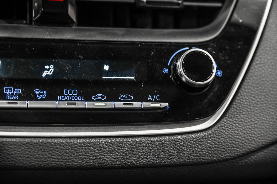 2022 Toyota Corolla LE / AMÉLOIRÉ / TOIT OUVRANT / APPLE CARPLAY++-17