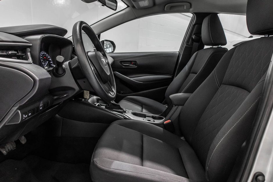 2023 Toyota Corolla LE/SIEGES CHAUFFANTS/APPLE CARPLAY/CAMERA DE RECUL-13