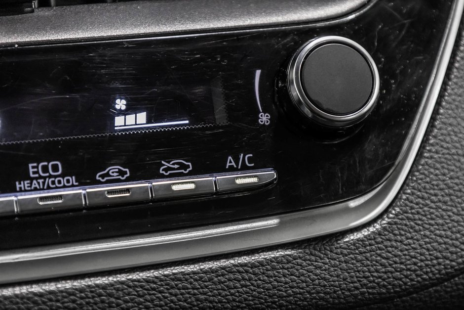 2023 Toyota Corolla LE/SIEGES CHAUFFANTS/APPLE CARPLAY/CAMERA DE RECUL-21