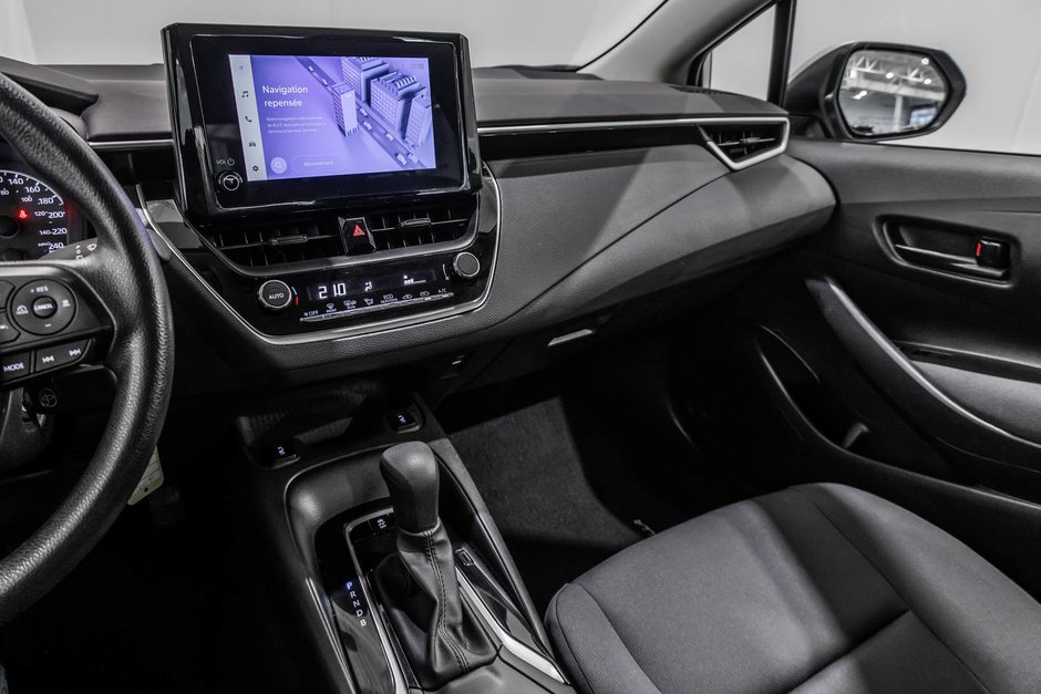 2023 Toyota Corolla LE/SIEGES CHAUFFANTS/APPLE CARPLAY/CAMERA DE RECUL-18
