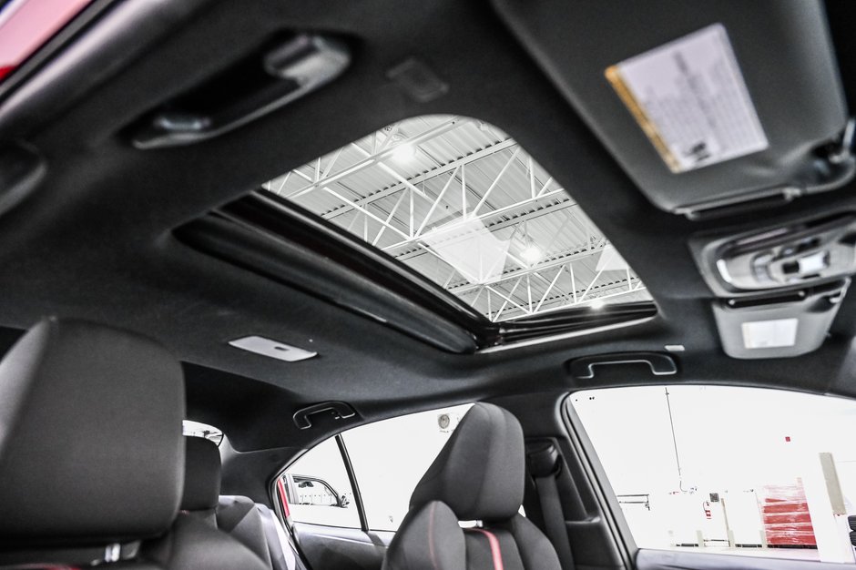 2023 Toyota Corolla SE / AMELOIRÉ / APPLE CARPLAY / TOIT OUVRANT++-27