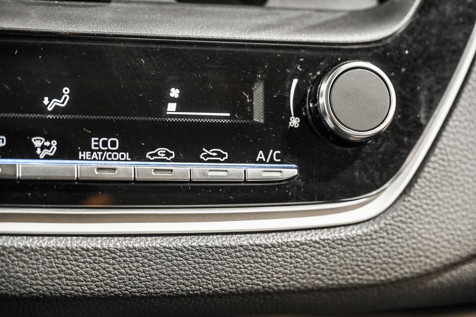 Toyota Corolla LE / APPLE CARPLAY / CAMÉRA DE RECUL / UN PROPRIO 2023-14